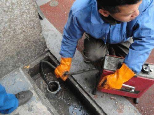 南川疏通下水道